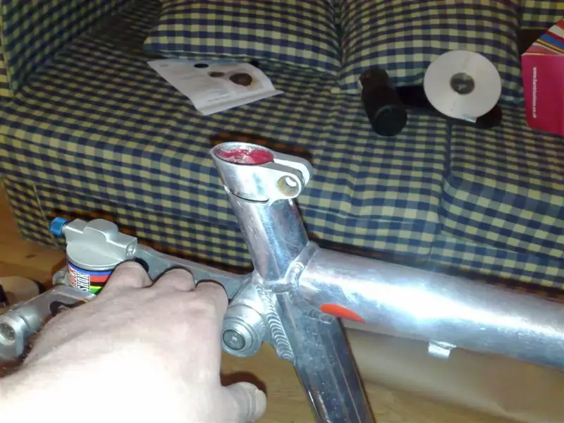 06012009060 (Large).webp