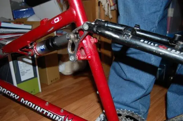 bike 062 - Copy [640x480].webp