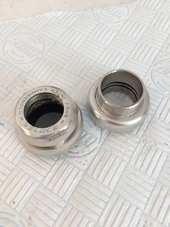 Campag Veloce 1" threaded headset .webp
