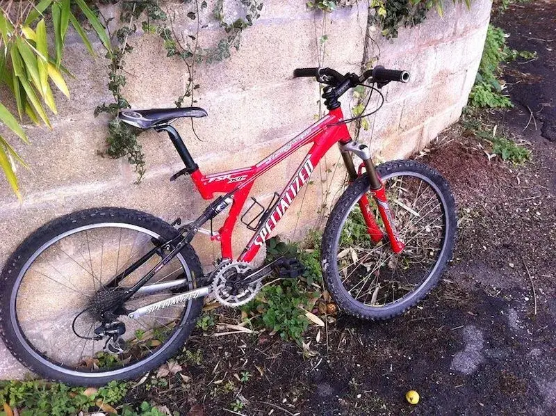 Giant AC Team 2003 and Specialized Stumpjumper 1998 Retrobike