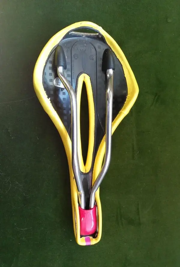 Flite gel saddle 4.webp