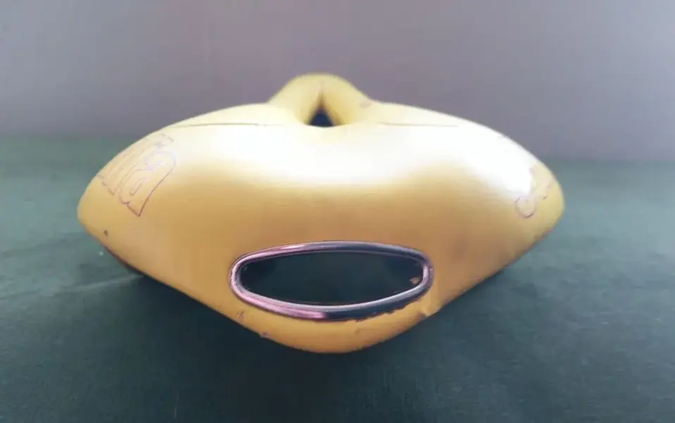 Flite gel saddle 1.webp