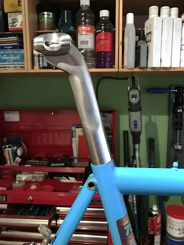 600AX Seat Pin.webp