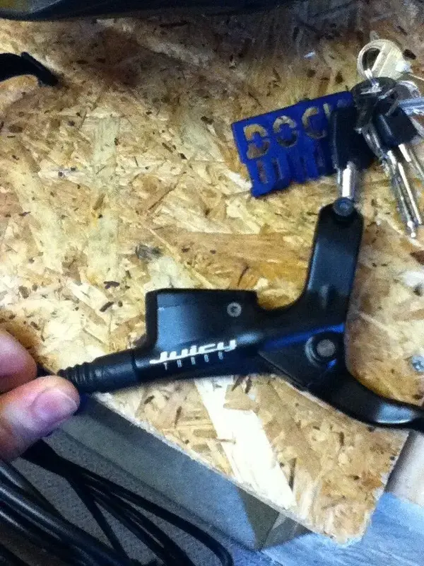 Avid Juicy 3 F R Brakes Retrobike