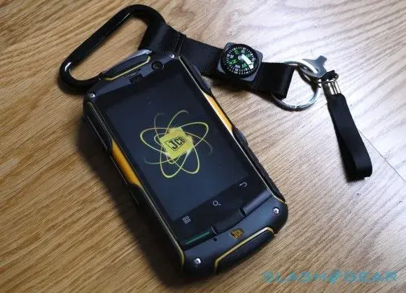 jcb_toughphone_review_sg_28-580x419.webp