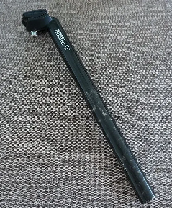 xtseatpost01.webp