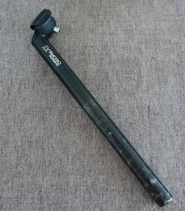 xtseatpost02.webp