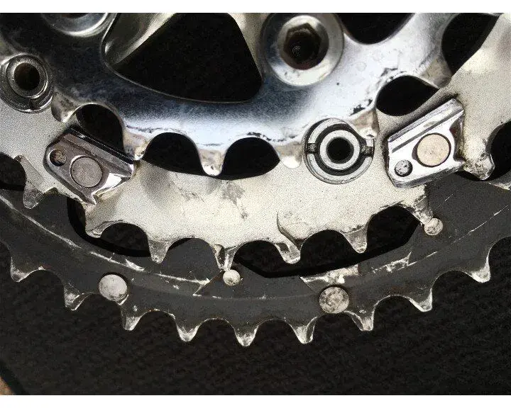 737_rings.webp