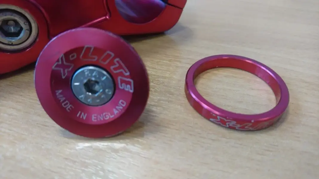 fly cap and spacer 1.webp
