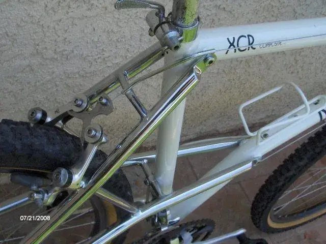 Mantis XCR 4.webp