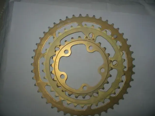 gold rings.webp