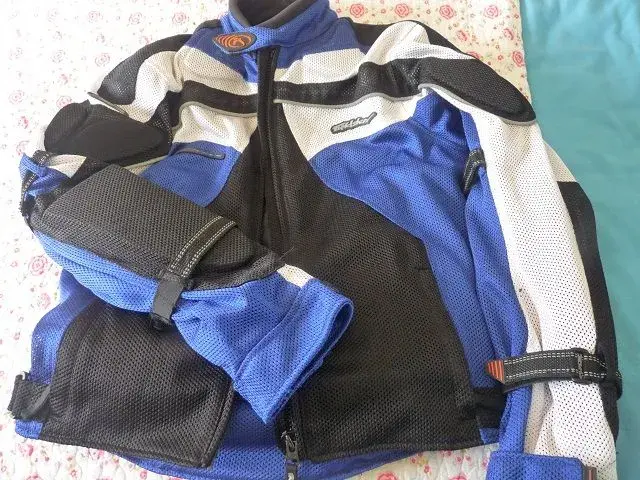 Motorbike jackets 007.webp