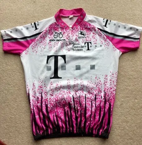 T Mobile front.webp