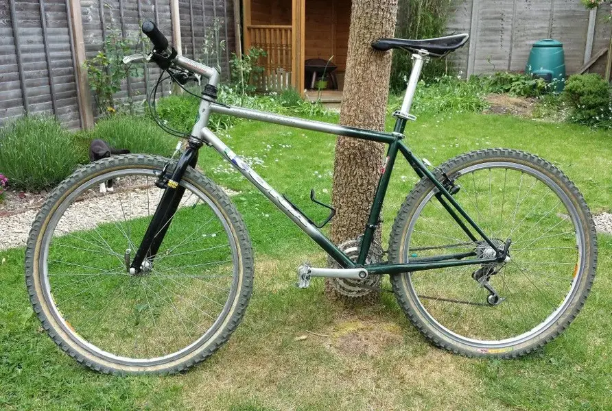 Kona Cindercone Left RB.webp