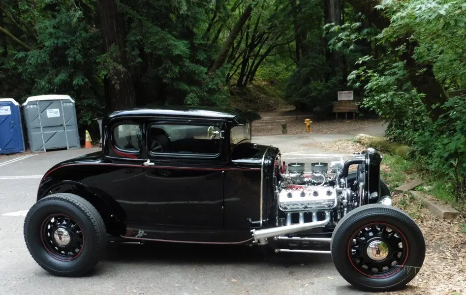 '32 Deuce Coupe.webp