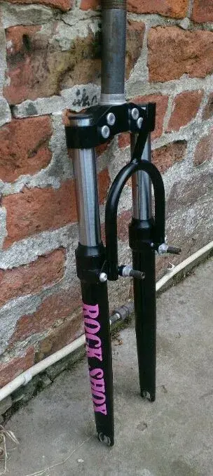 Original 1990 Rockshox RS1 forks restoration ~02-551x980-413x735_crop_304x678.webp