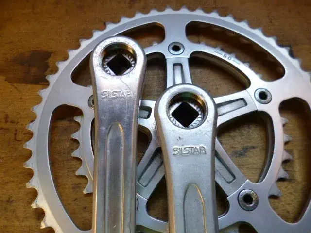 Silstar crankset outlet