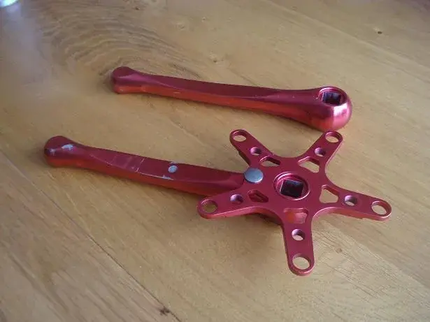 Topline cranks back.webp