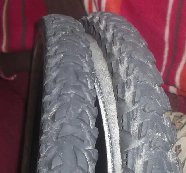 Amber Wall Tyres 2.webp