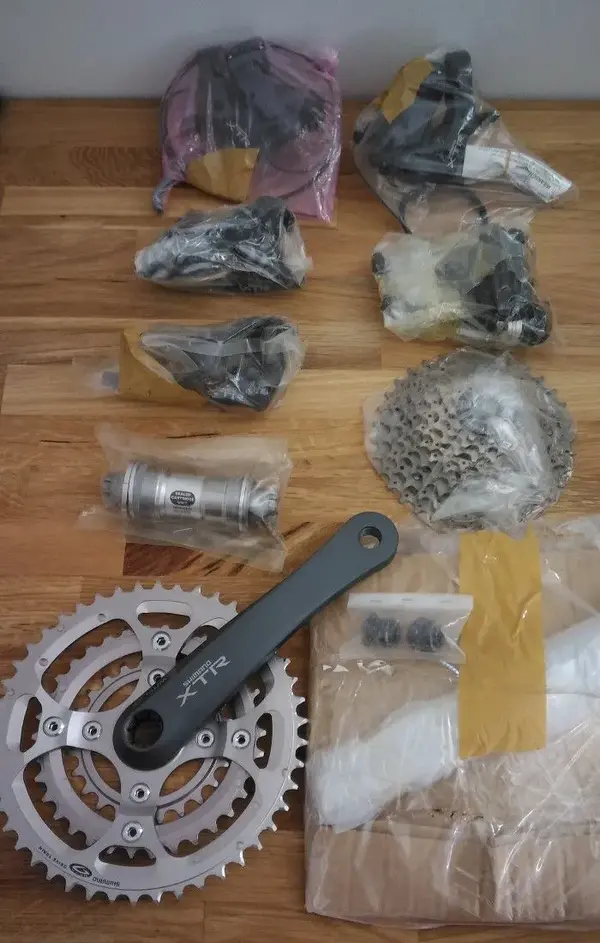 XTR-M952small.webp