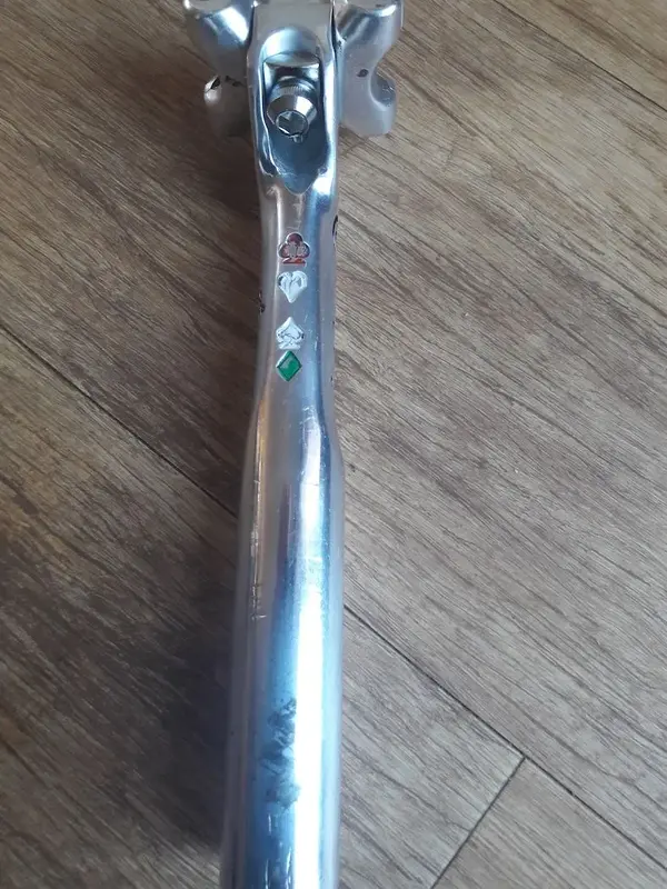 seat post 2.webp