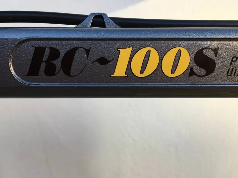 RC100Sdecal.webp