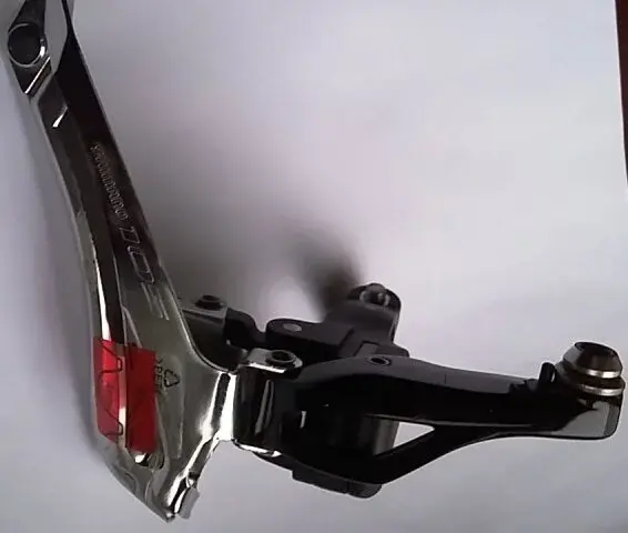 105frontmech.webp