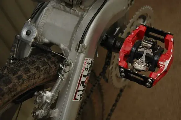Caramba cog hog and DX pedals.webp