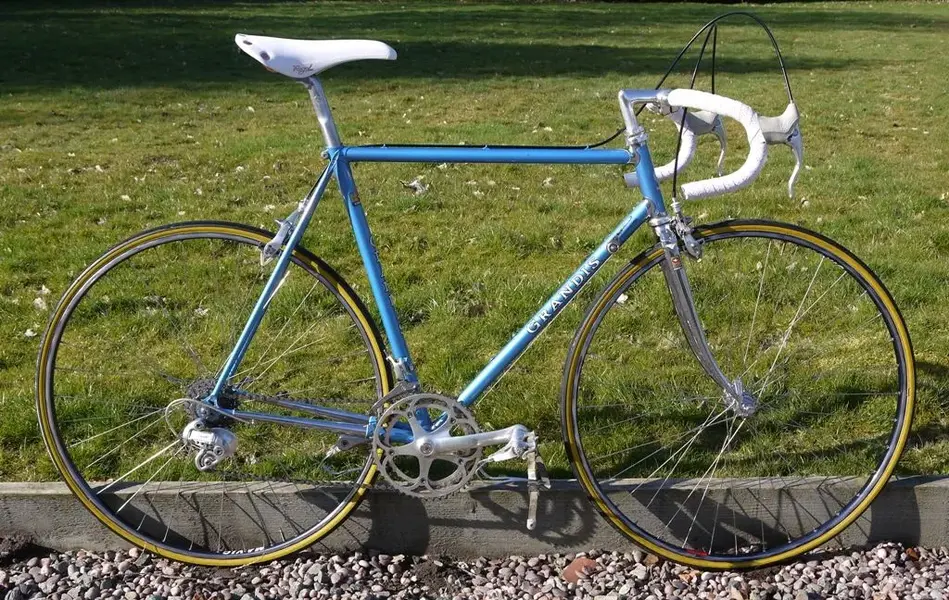 Grandis SL1987.webp