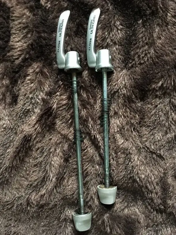 6500 Levers RB.webp