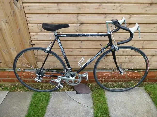 Holdsworth 001.webp