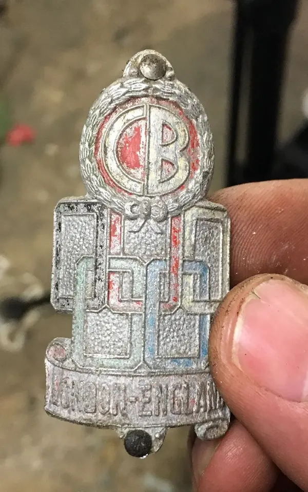 AluminiumHeadBadge - .webp