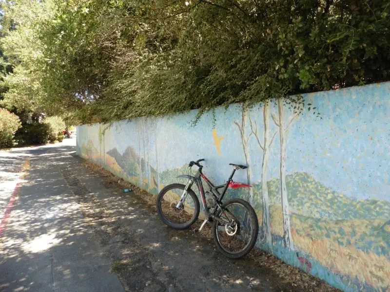 Street mural.webp