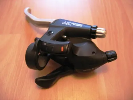 M738 sti.webp