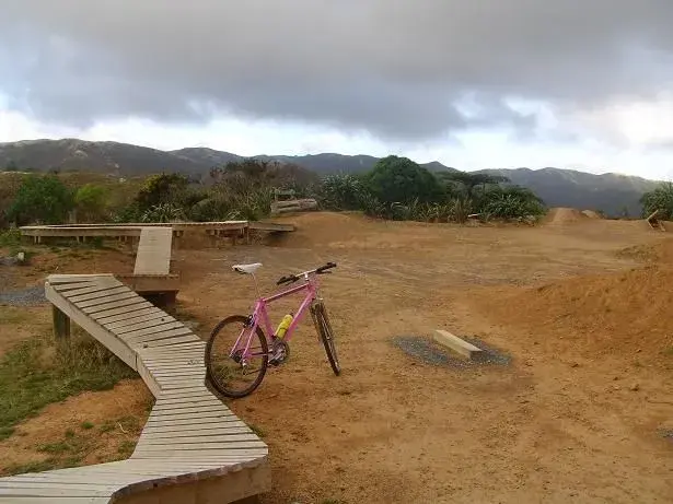 Skills area, Makara MTB Park.webp