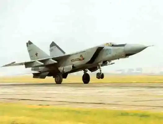 mig25.webp
