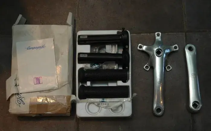 Campagnolo Bullet and Cranks.webp