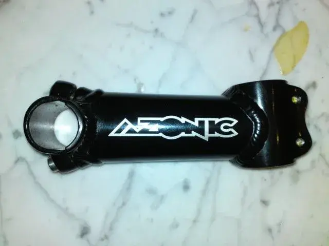 Azonic.webp