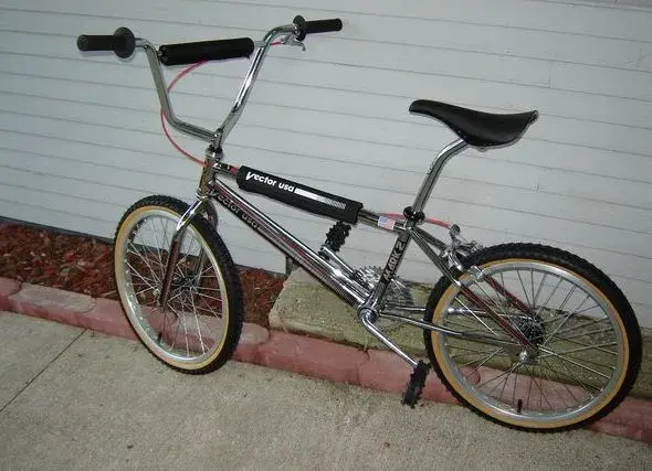 1984 vector mark 2.webp
