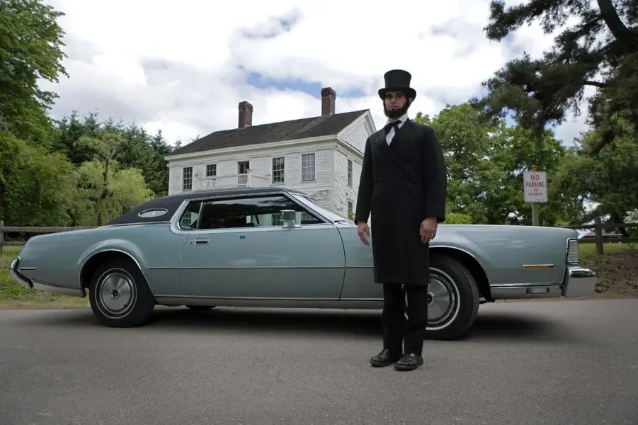 2 Lincolns.webp