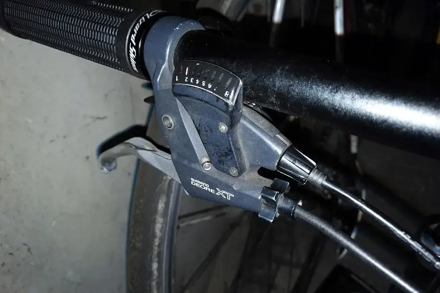 Right Shifter.webp