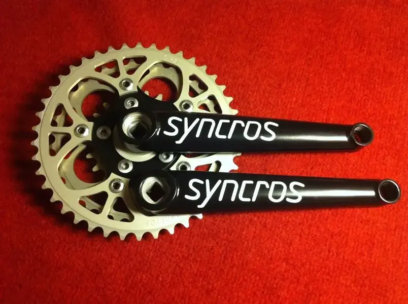syncros_decals_applied_9.webp