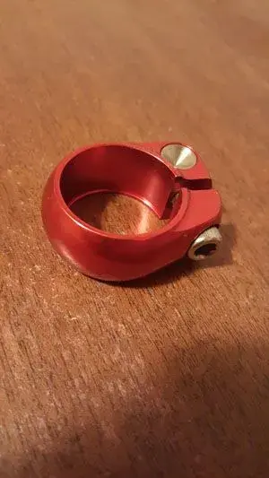Salsa Collar Red 1.webp