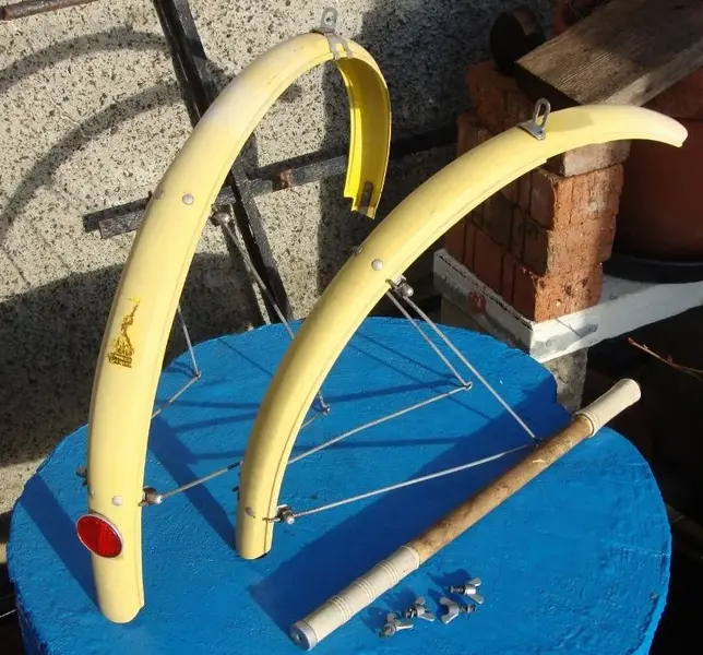 Mudguards Britannia (1024x768).webp