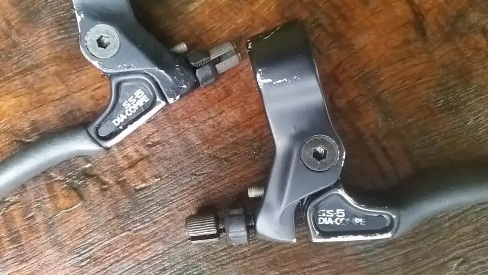 brake_levers_02.webp