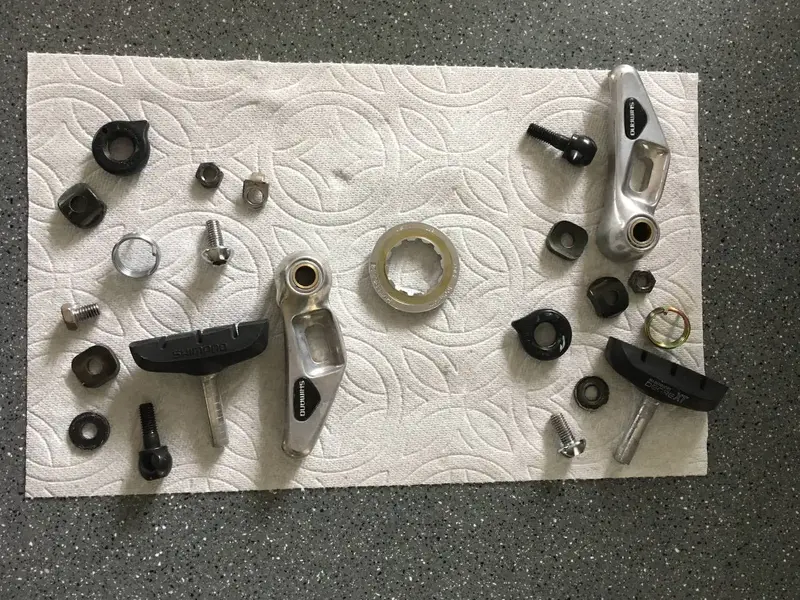 mt-fini-xt-brakes-exploded.webp