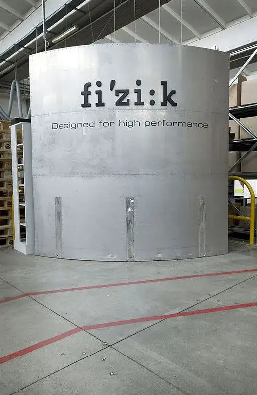 Fizik_Augustus_Farmer15Lo 2.webp