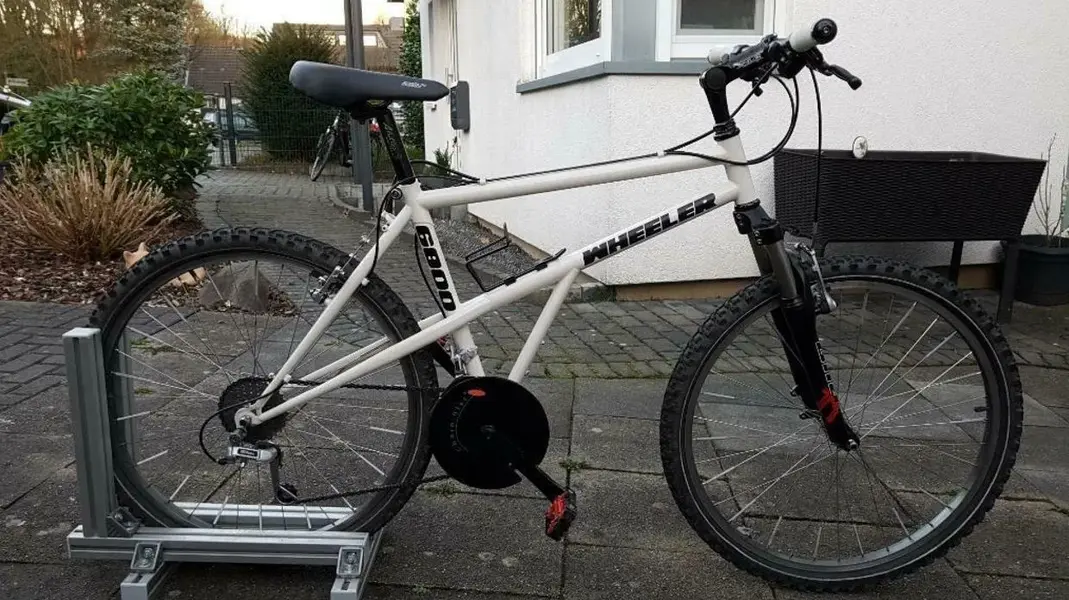 White Wheeler 6800.webp