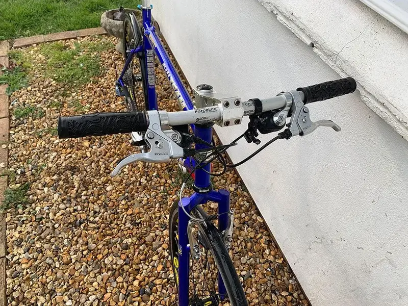 skt_bike_07.webp