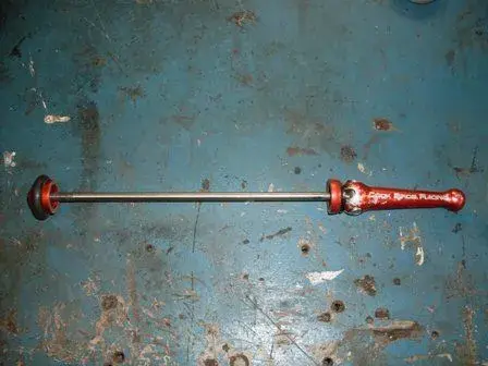 cooks rear skewer..webp